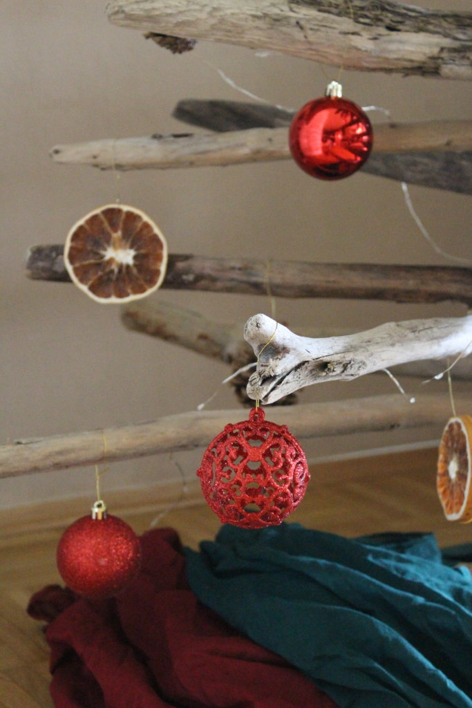 DIY Weihnachtsbaum aus Treibholz selber bauen viele kleine dinge